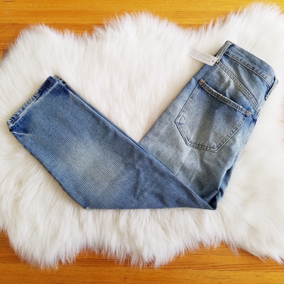 NWT FREE PEOPLE Ripped Boyfriend Jeans - Picture 6 of 8